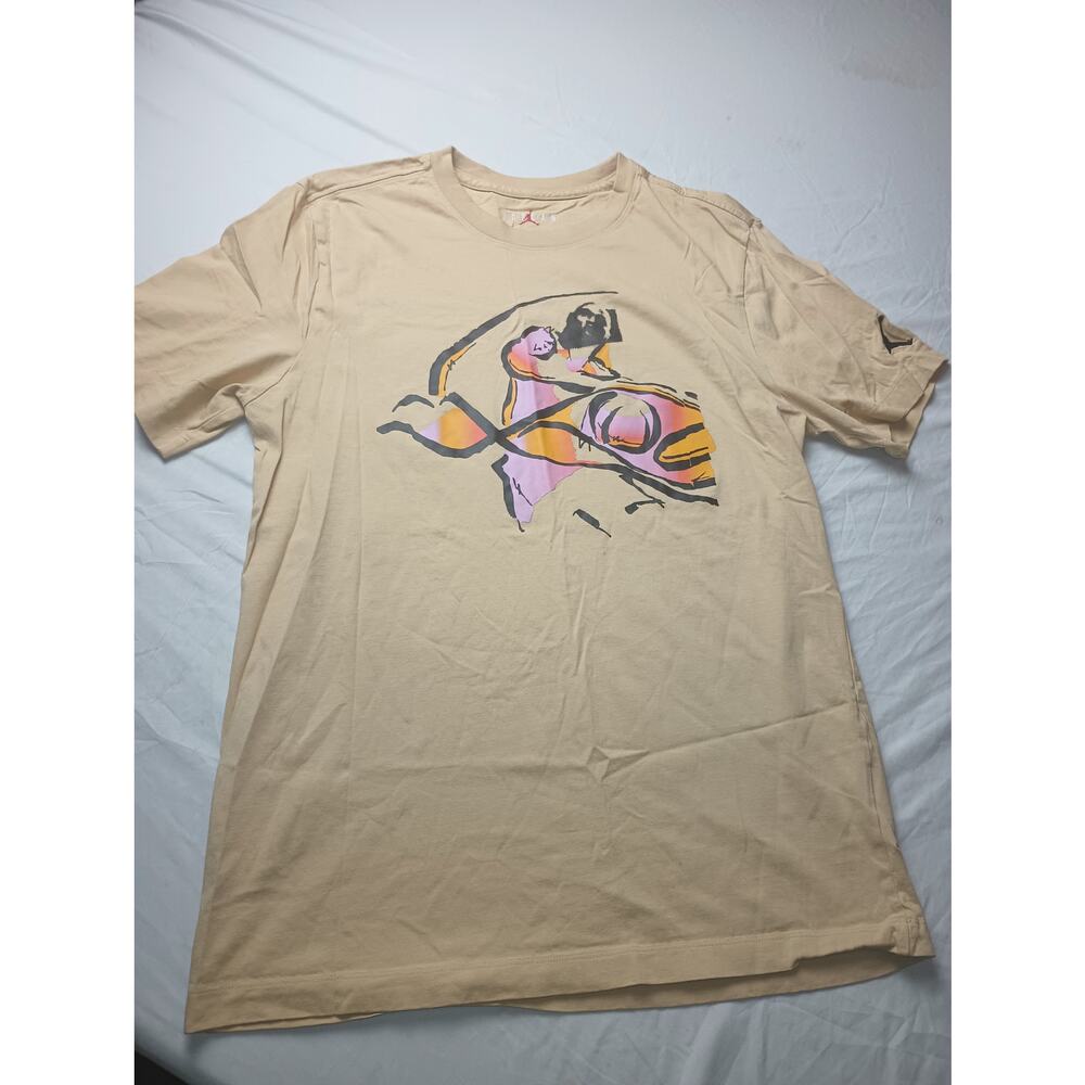 Jordan Graphic T-shirt Men's Medium Tan Michael Jordan Basket Ball